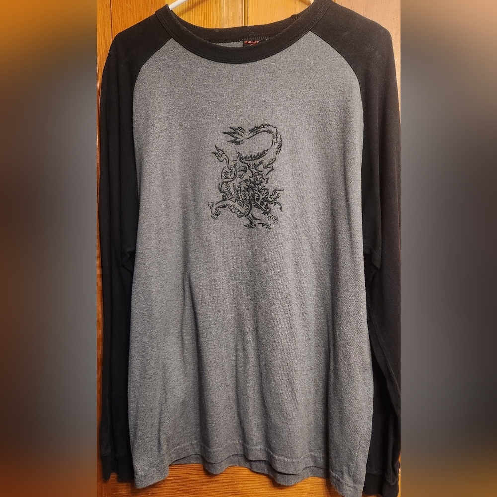 Bullhead Charcoal & Black Men's LS T-Shirt With Dragon Med